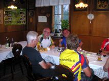 Bunte Schlafklamotten