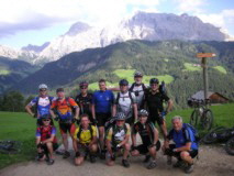 Gruppenbild vor der Abfahrt Richtung Alta Badia