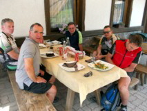 Nudeln, Wasser, Dosencola, 30�